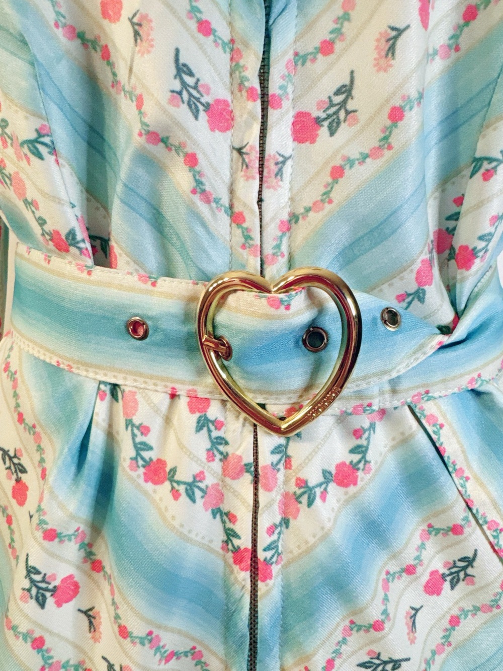 ๐ผ Pastel Blue Floral Maxi Dress with Heart Belt ๐ผ - Picture 4 of 12